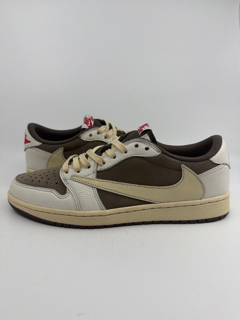 *USED* AJ 1 LOW X TRAVIS SCOTT - REVERSE MOCHA