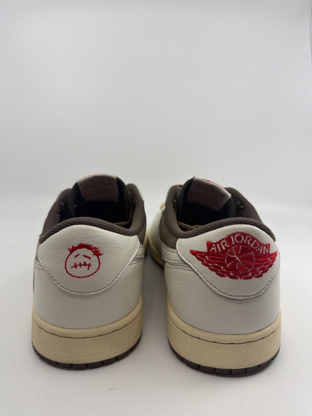 *USED* AJ 1 LOW X TRAVIS SCOTT - REVERSE MOCHA