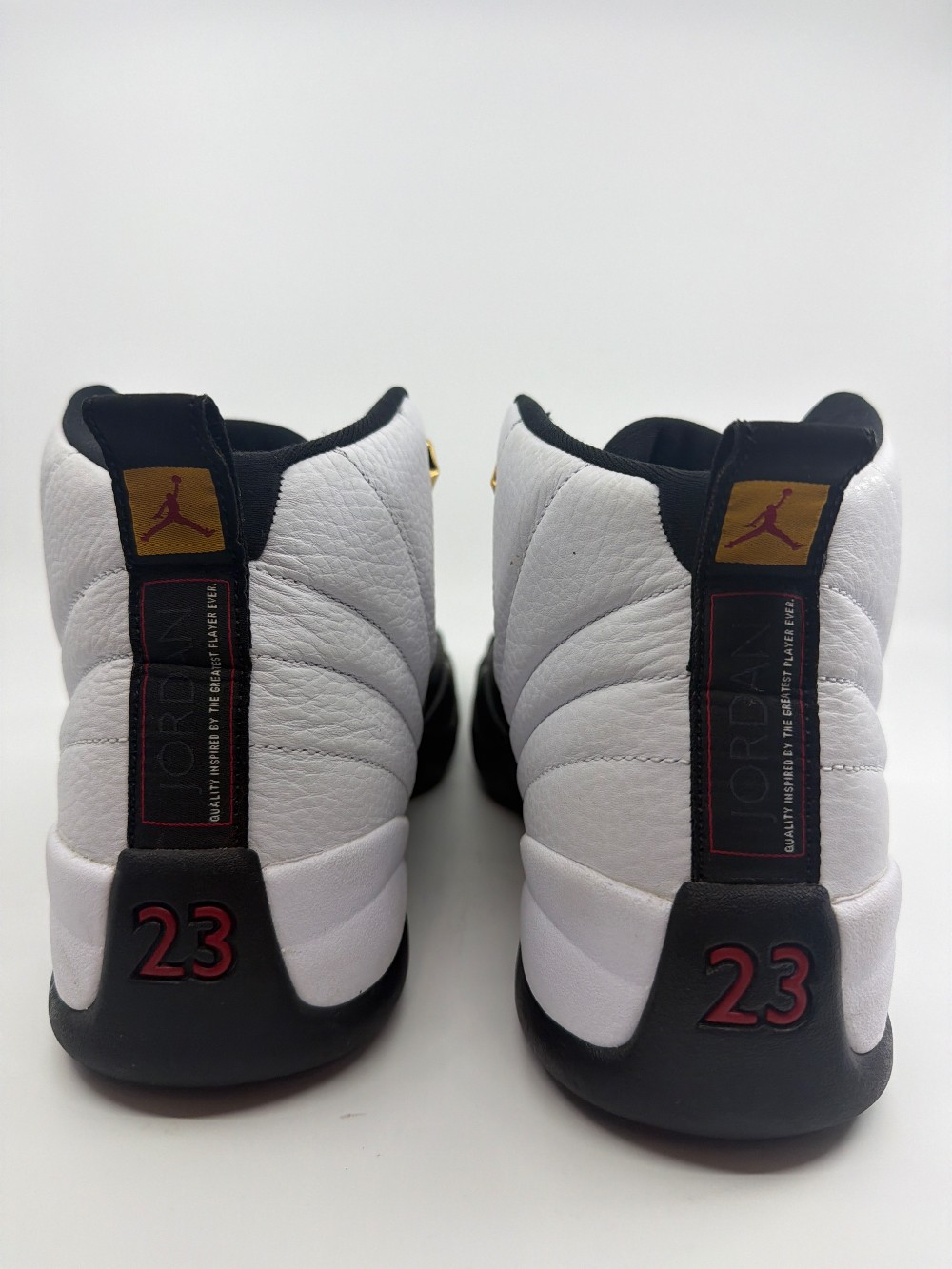 *USED* AJ 12 - TAXI (2025)