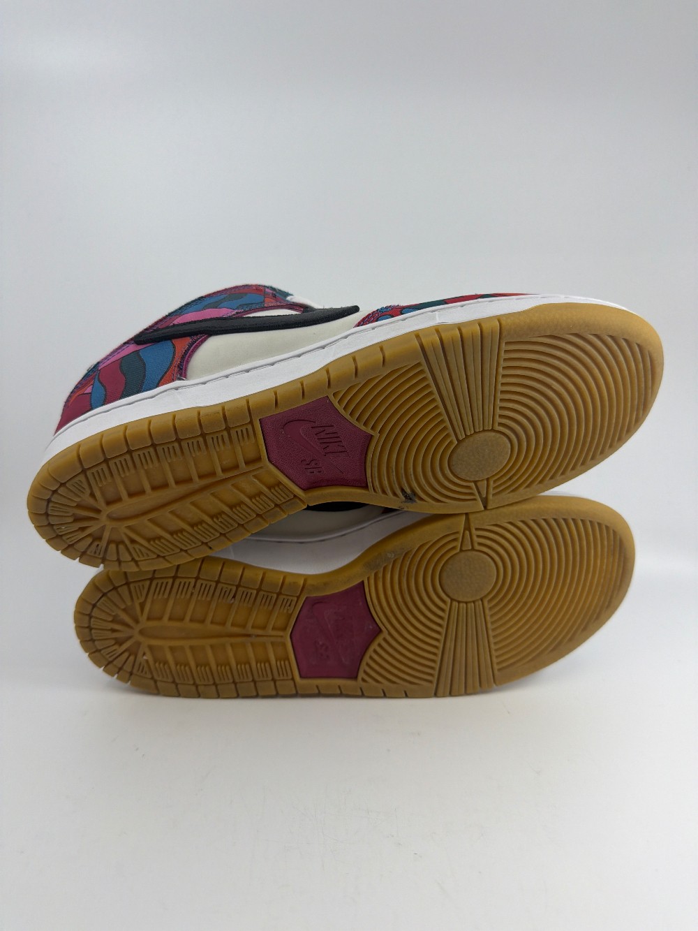 *USED* NIKE SB - PARRA