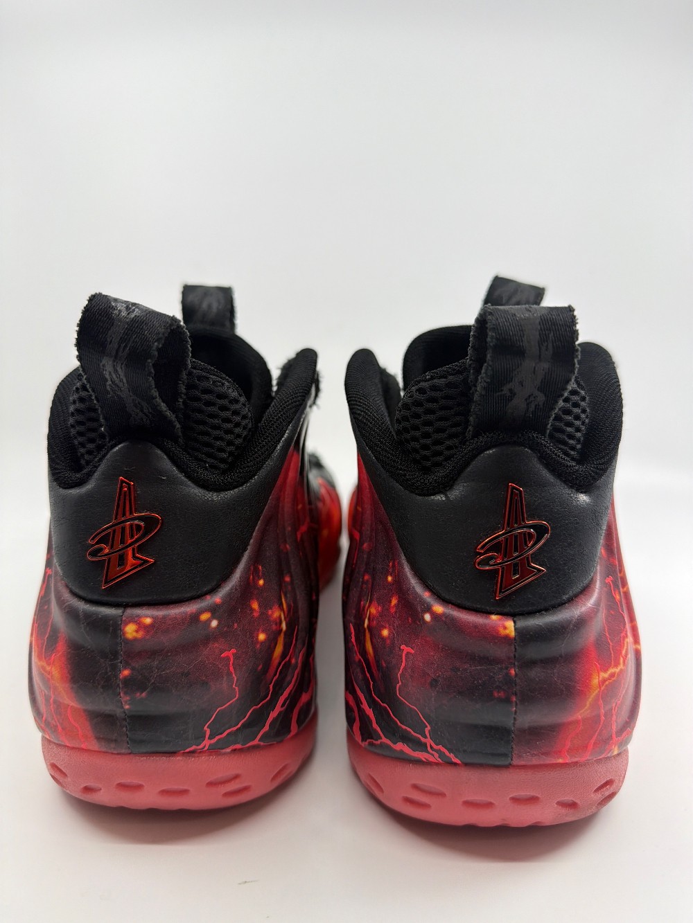 *VNDS* NIKE AIR FOAMPOSITE ONE - STRANGER THINGS