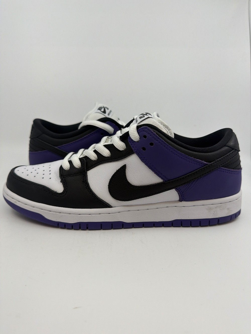 *USED* NIKE SB DUNK LOW - COURT PURPLE