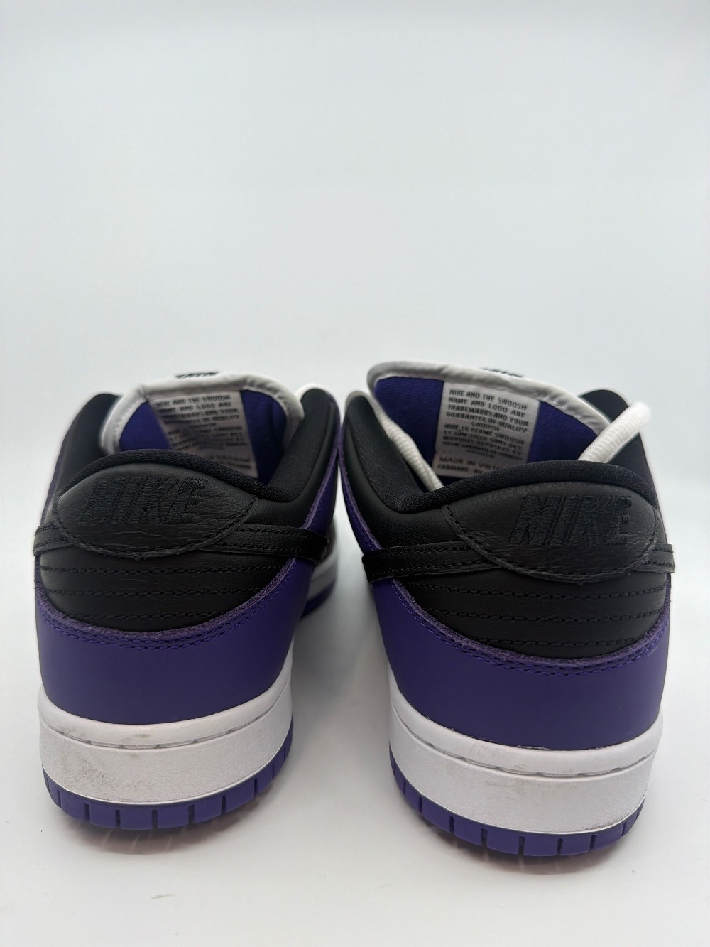 *USED* NIKE SB DUNK LOW - COURT PURPLE