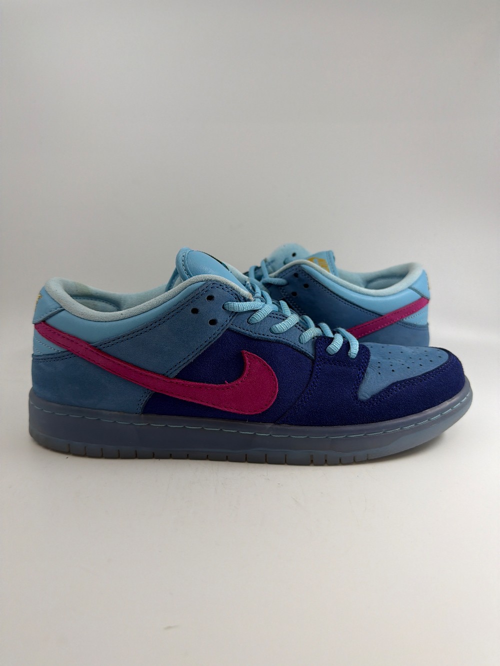 *USED* NIKE SB DUNK LOW - RUN THE JEWELS