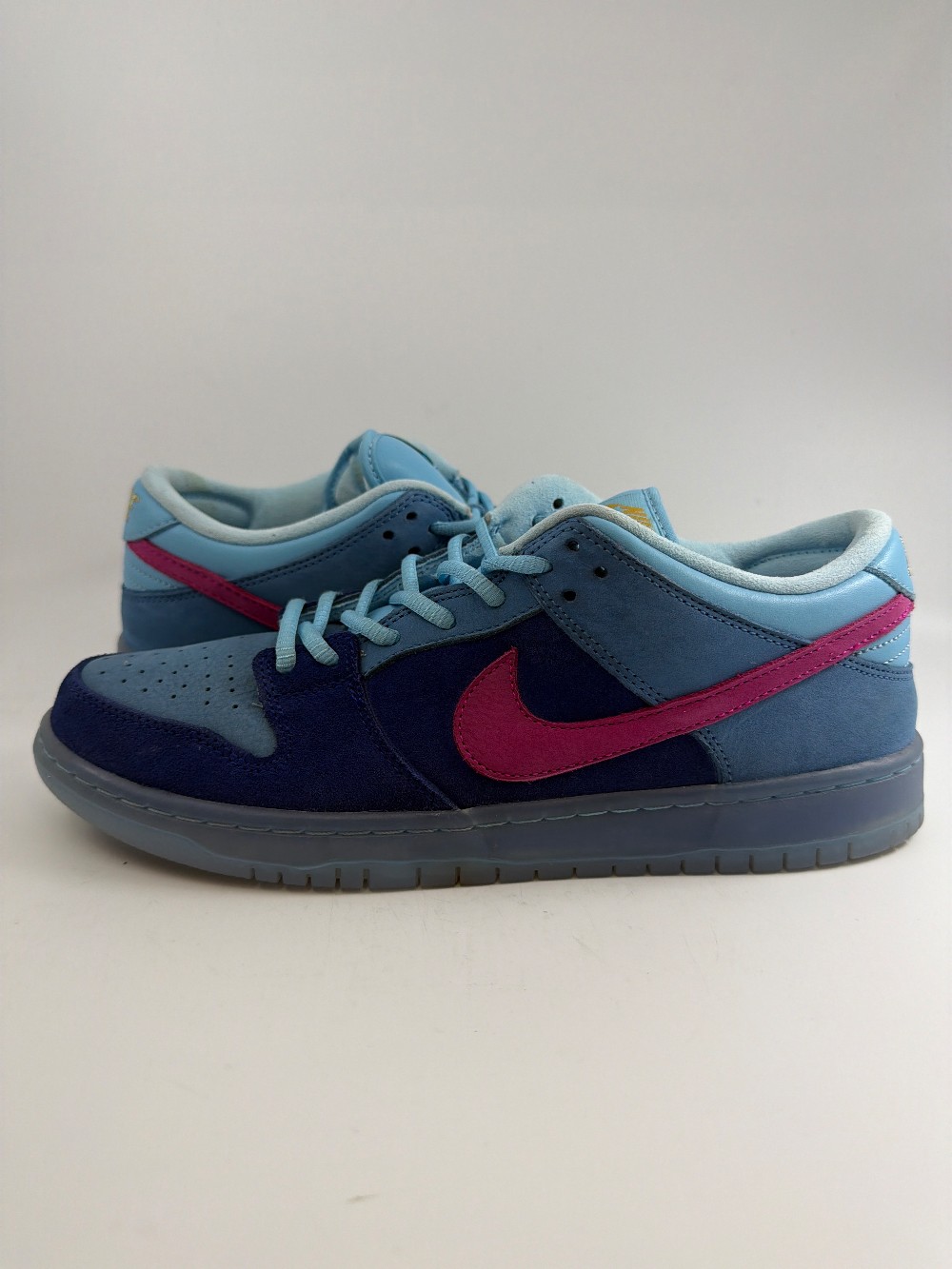 *USED* NIKE SB DUNK LOW - RUN THE JEWELS