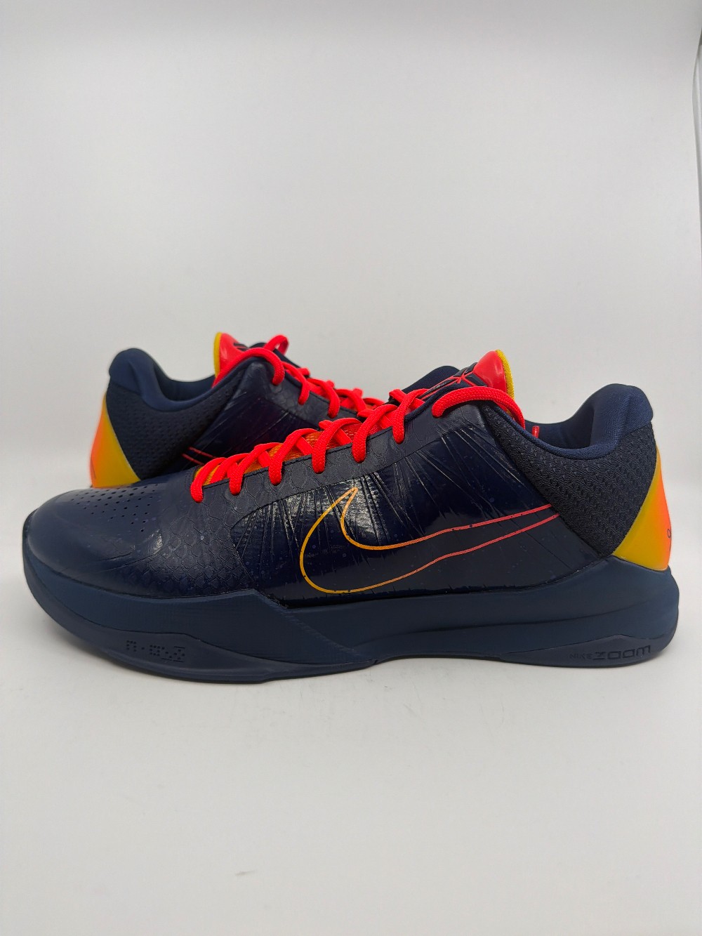 *VNDS* NIKE KOBE 5 PROTRO - CAITLIN CLARK INDIANA FEVER