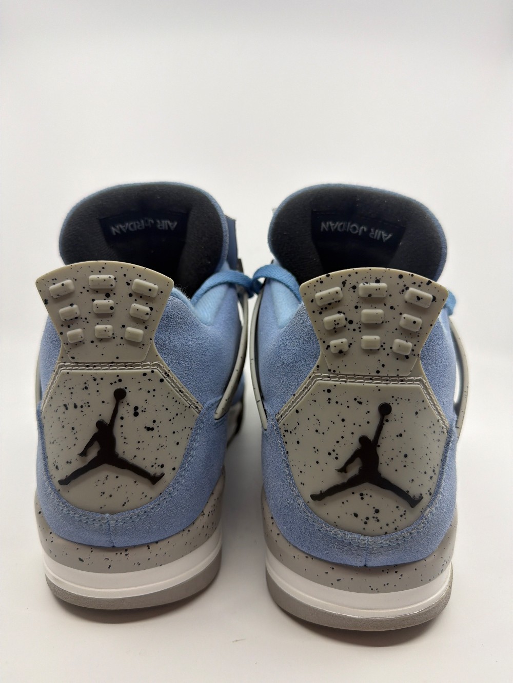 *USED* AJ 4 - UNC