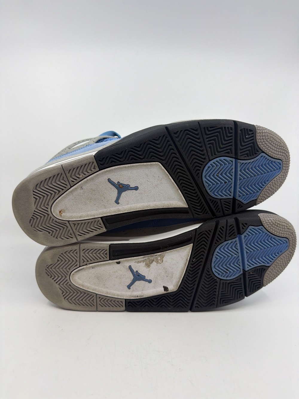 *USED* AJ 4 - UNC