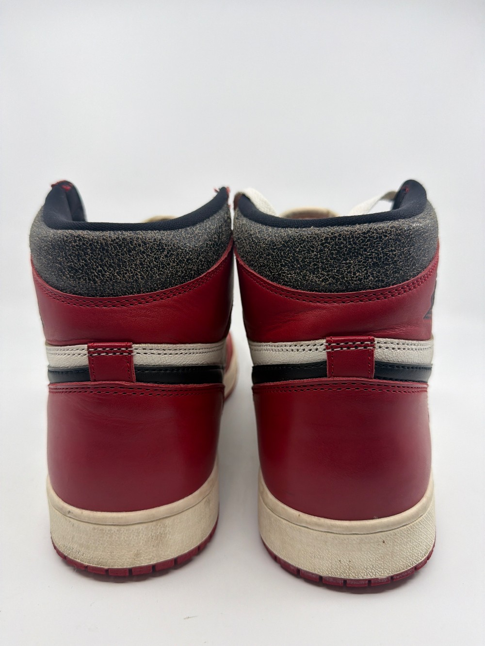 *USED* AJ 1 - CHICAGO LOST AND FOUND