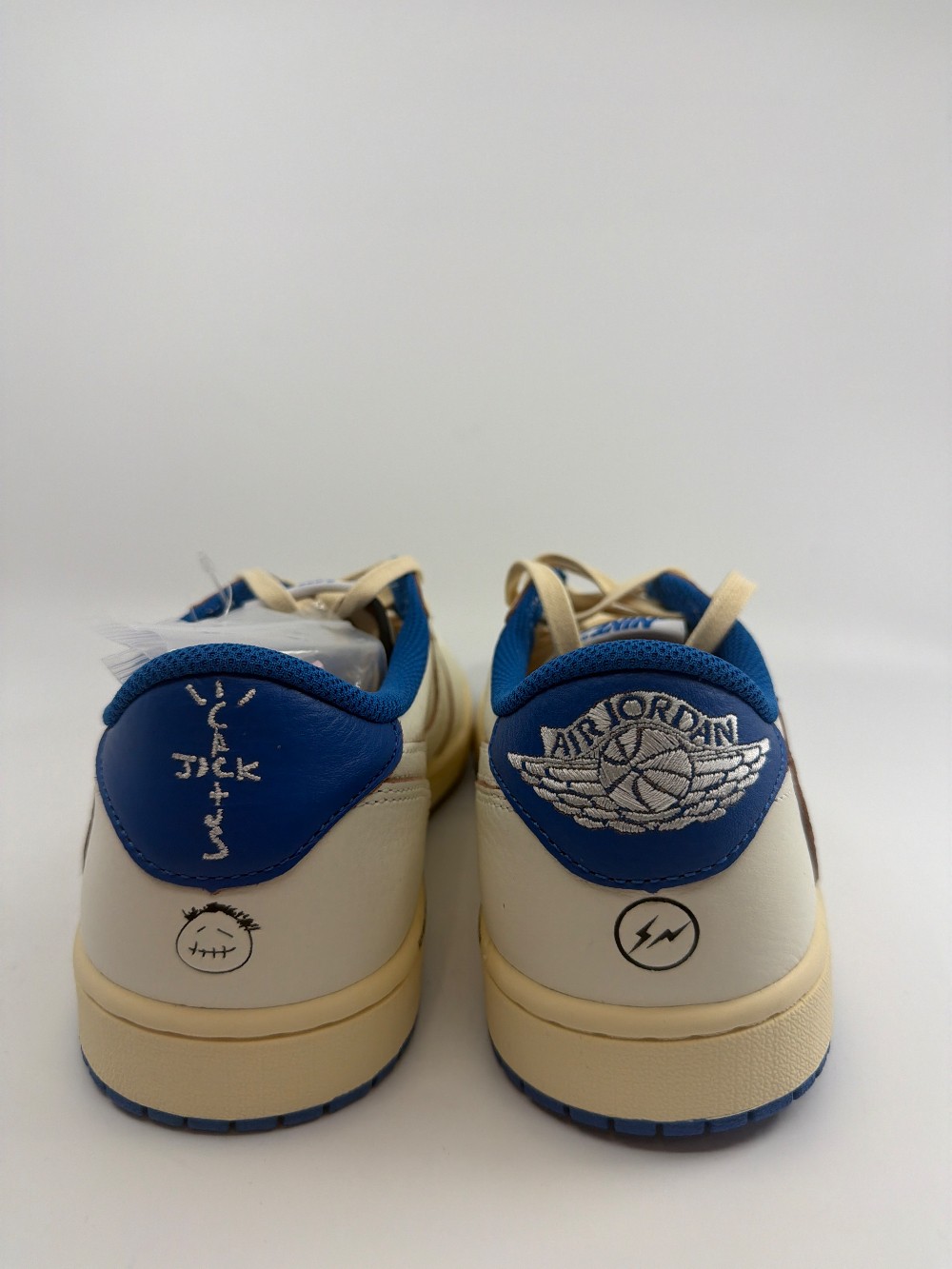 AJ 1 LOW X TRAVIS SCOTT X FRAGMENT - SAIL MILITARY BLUE