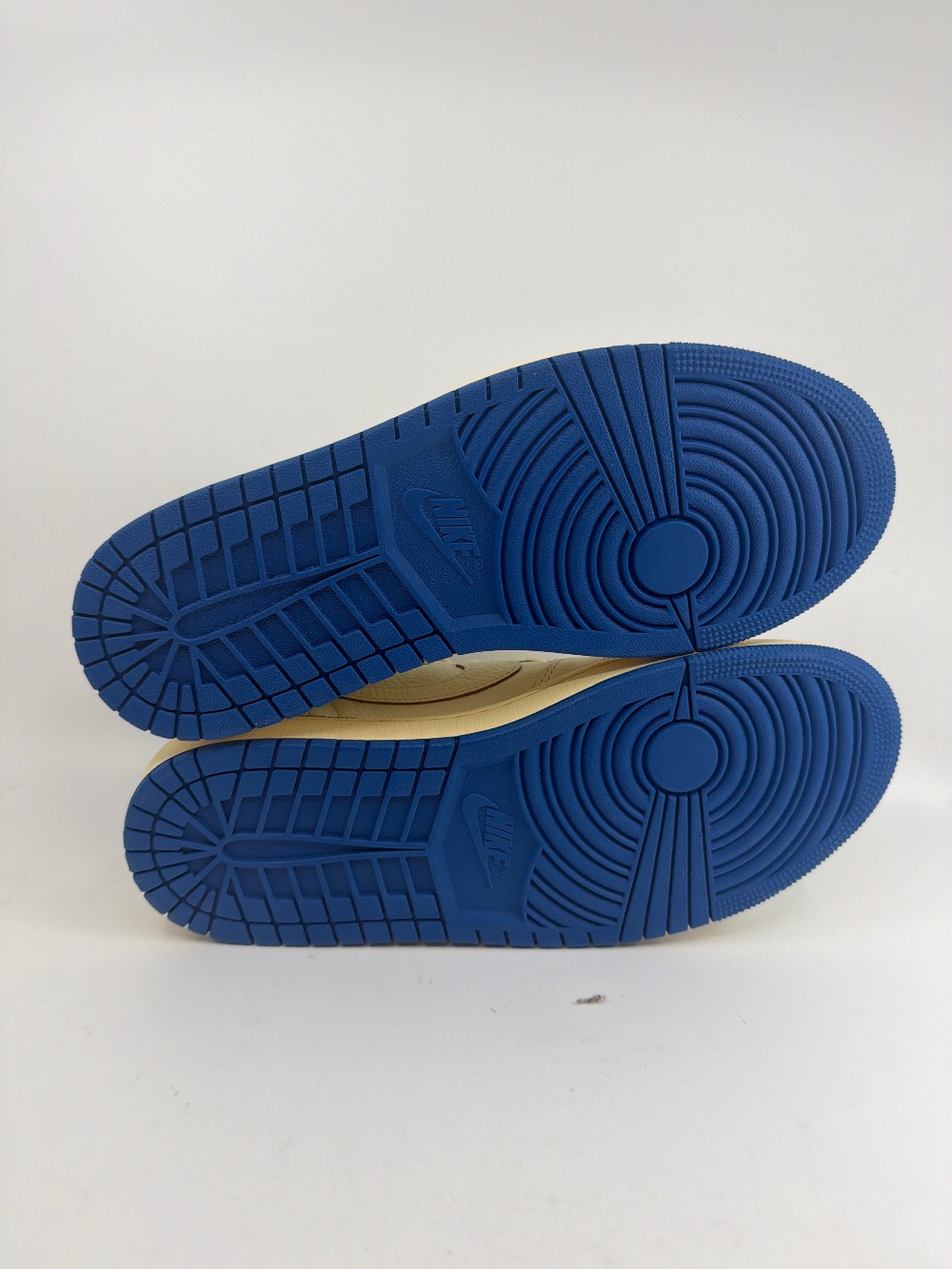 AJ 1 LOW X TRAVIS SCOTT X FRAGMENT - SAIL MILITARY BLUE
