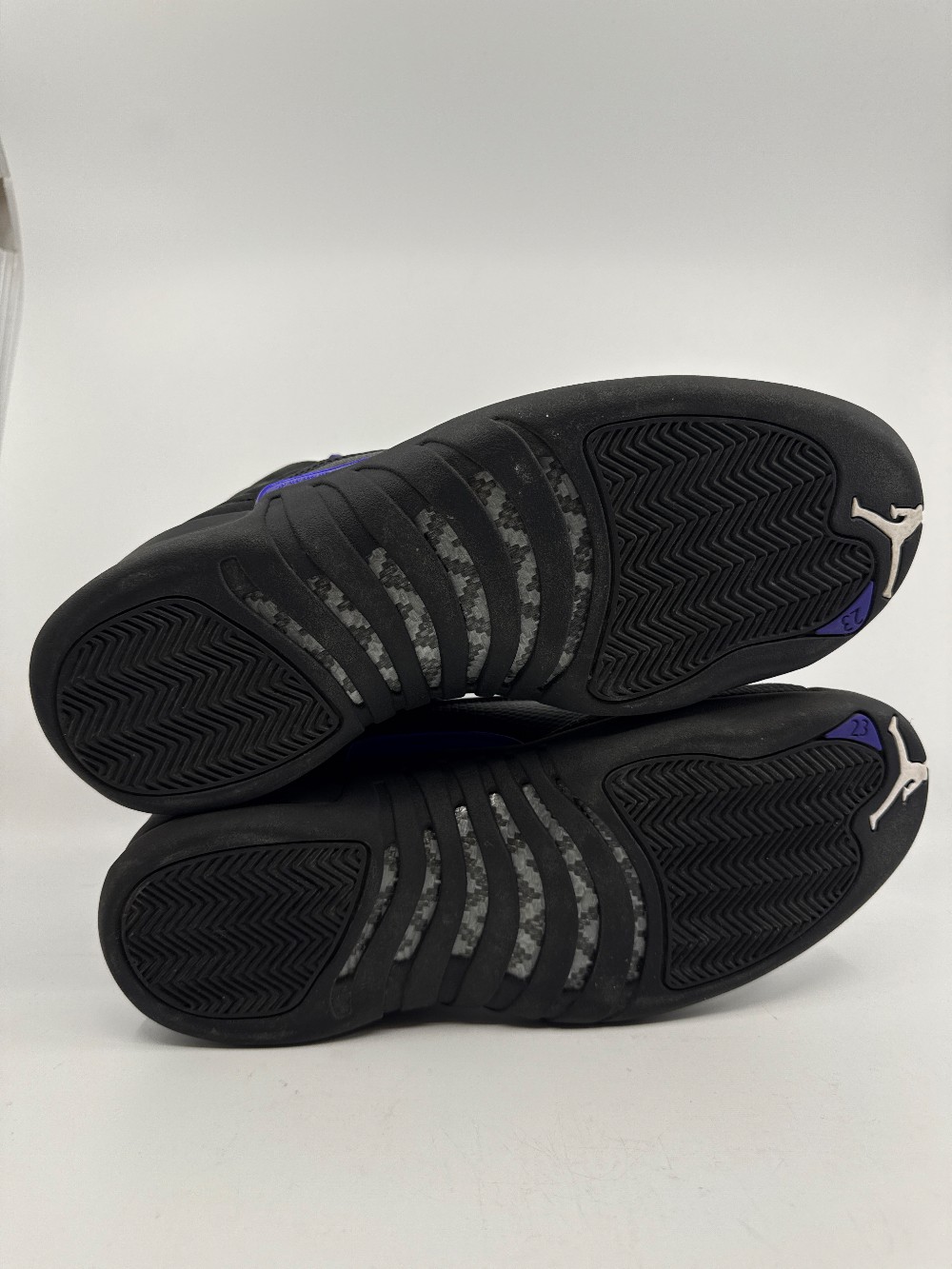 *USED* AJ 12 - BLACK DARK CONCORD