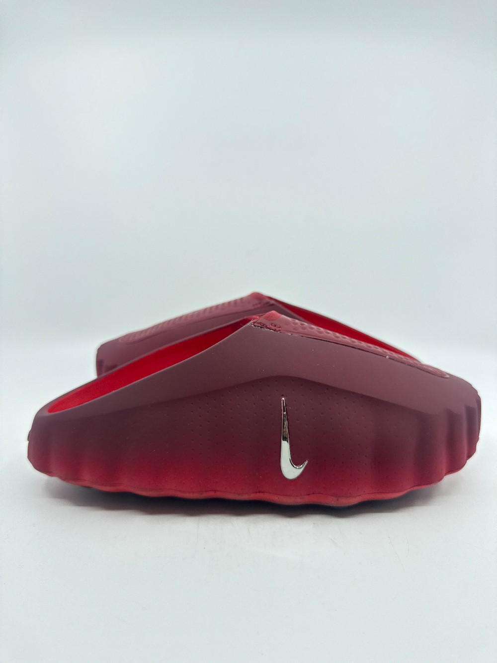 *USED* NIKE MIND 001 SLIDE - TEAM RED UNIVERSITY RED