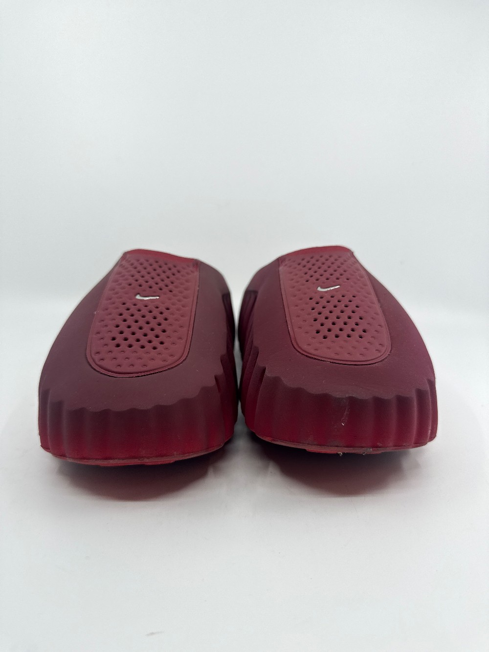 *USED* NIKE MIND 001 SLIDE - TEAM RED UNIVERSITY RED