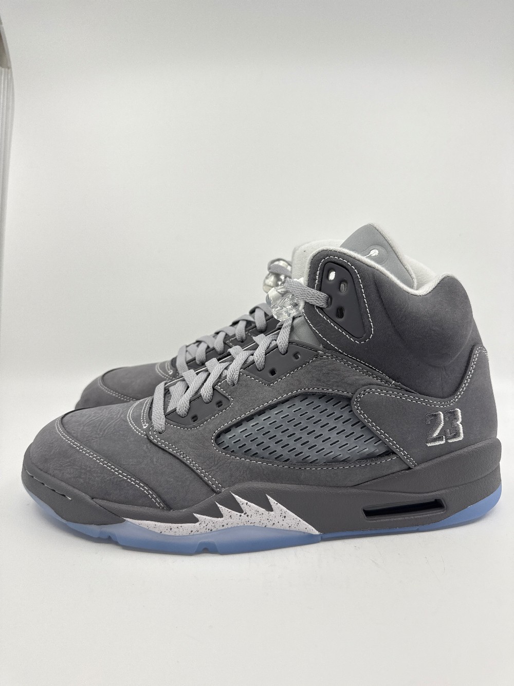 AJ 5 - WOLF GREY (2026)