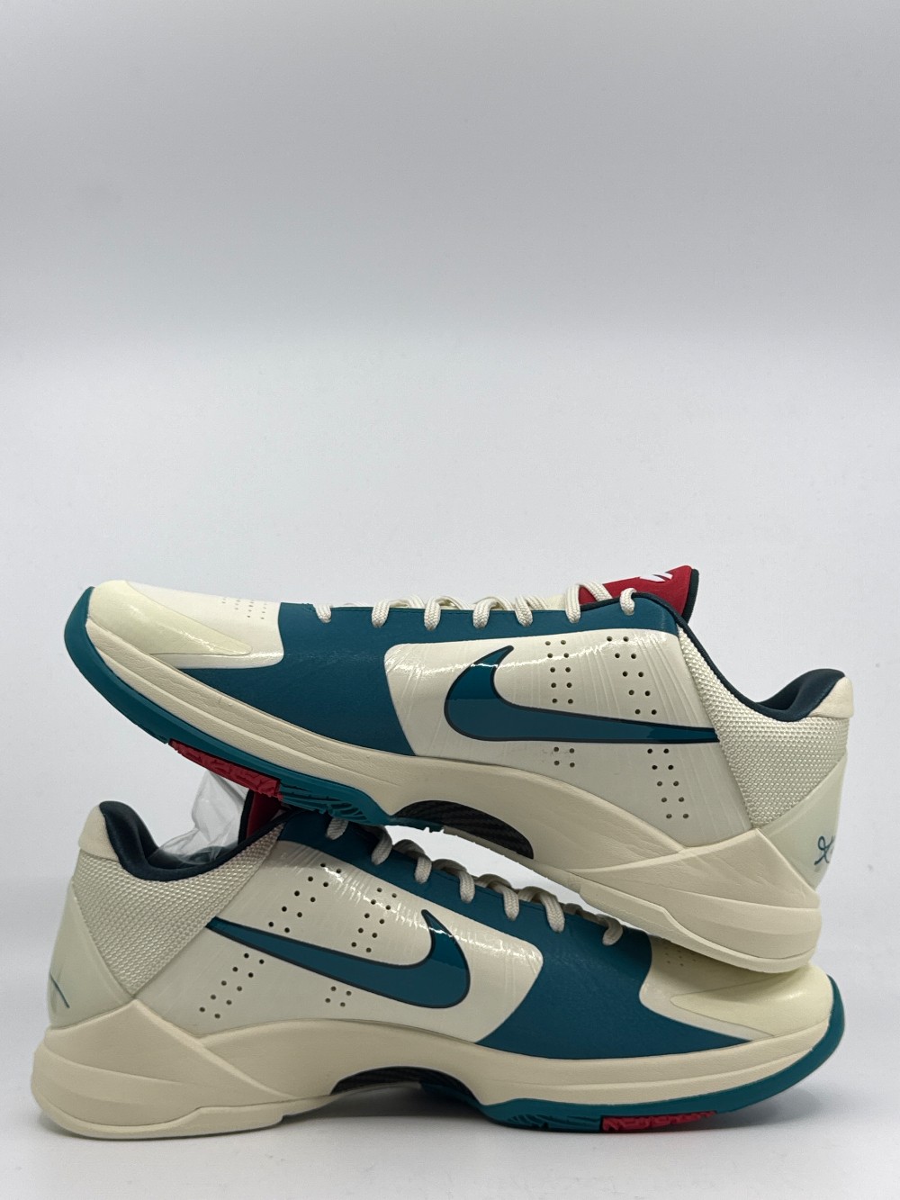NIKE KOBE 5 PROTRO - CAITLIN CLARK COCONUT MILK SPRUCE