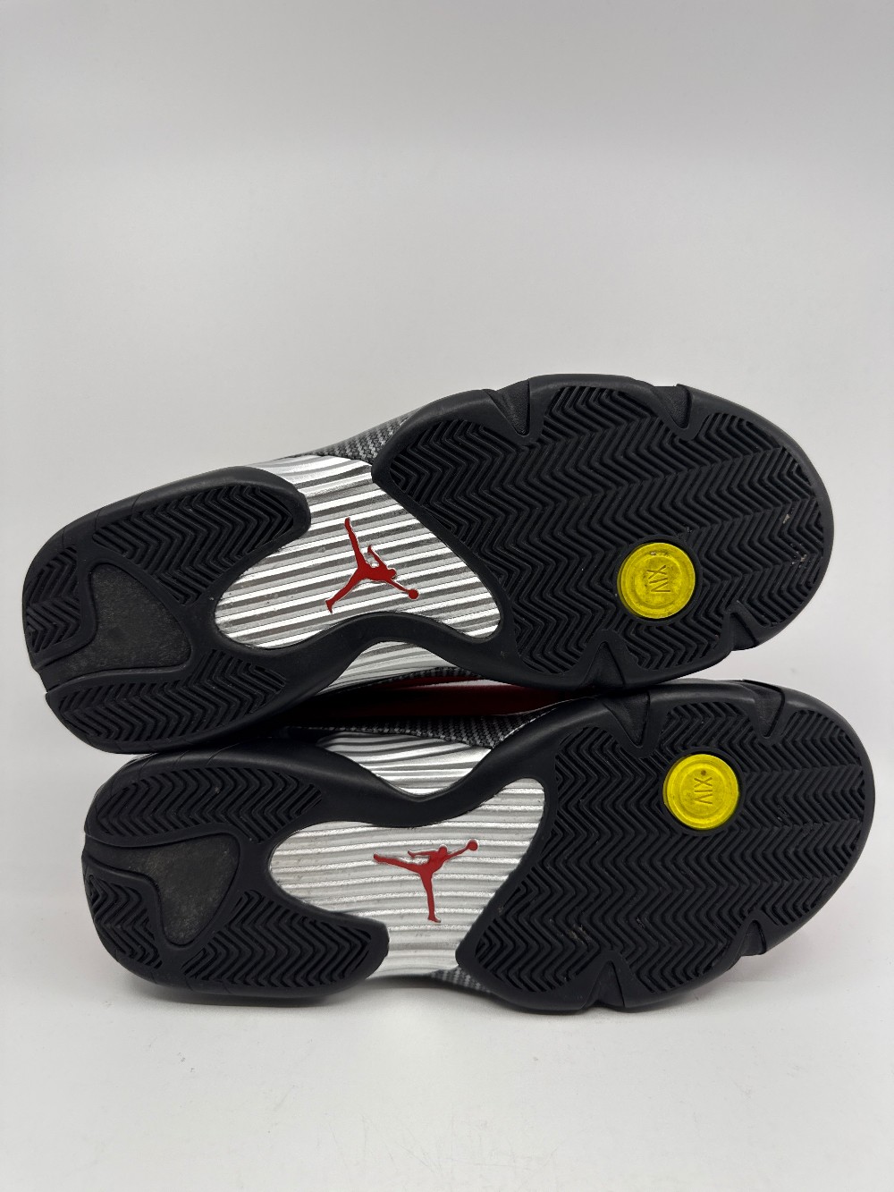*USED* AJ 14 - FERRARI (2025)