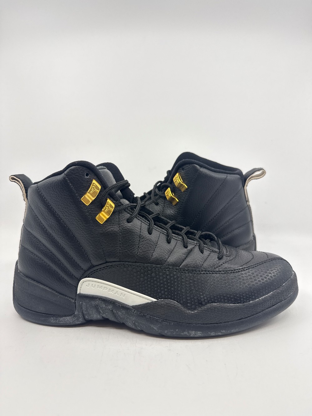 *USED* AJ 12 - THE MASTER
