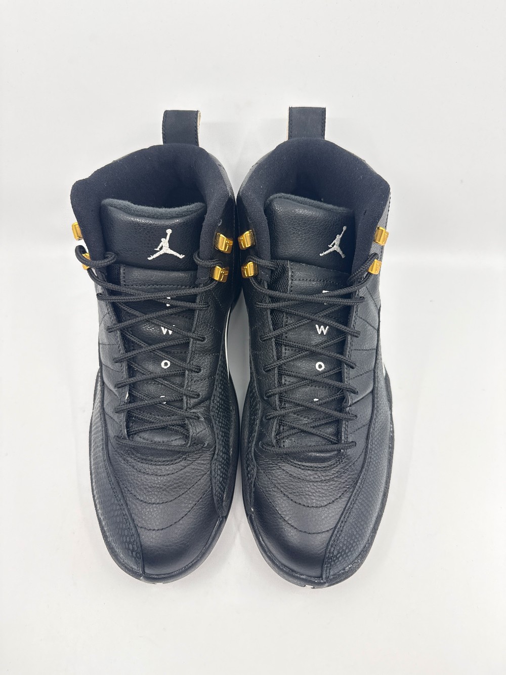 *USED* AJ 12 - THE MASTER