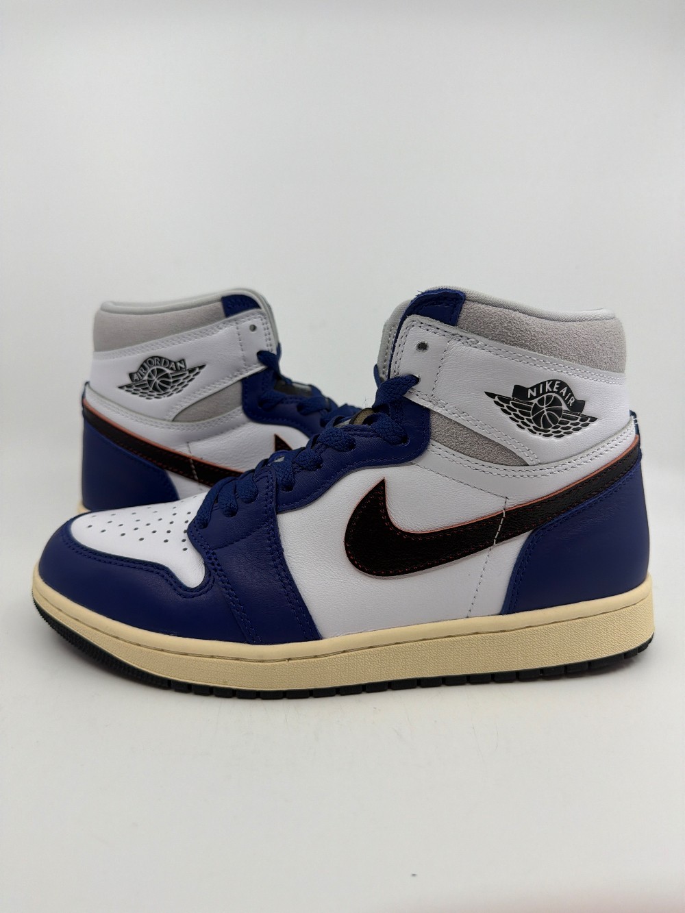 *USED* AJ 1 - RARE AIR