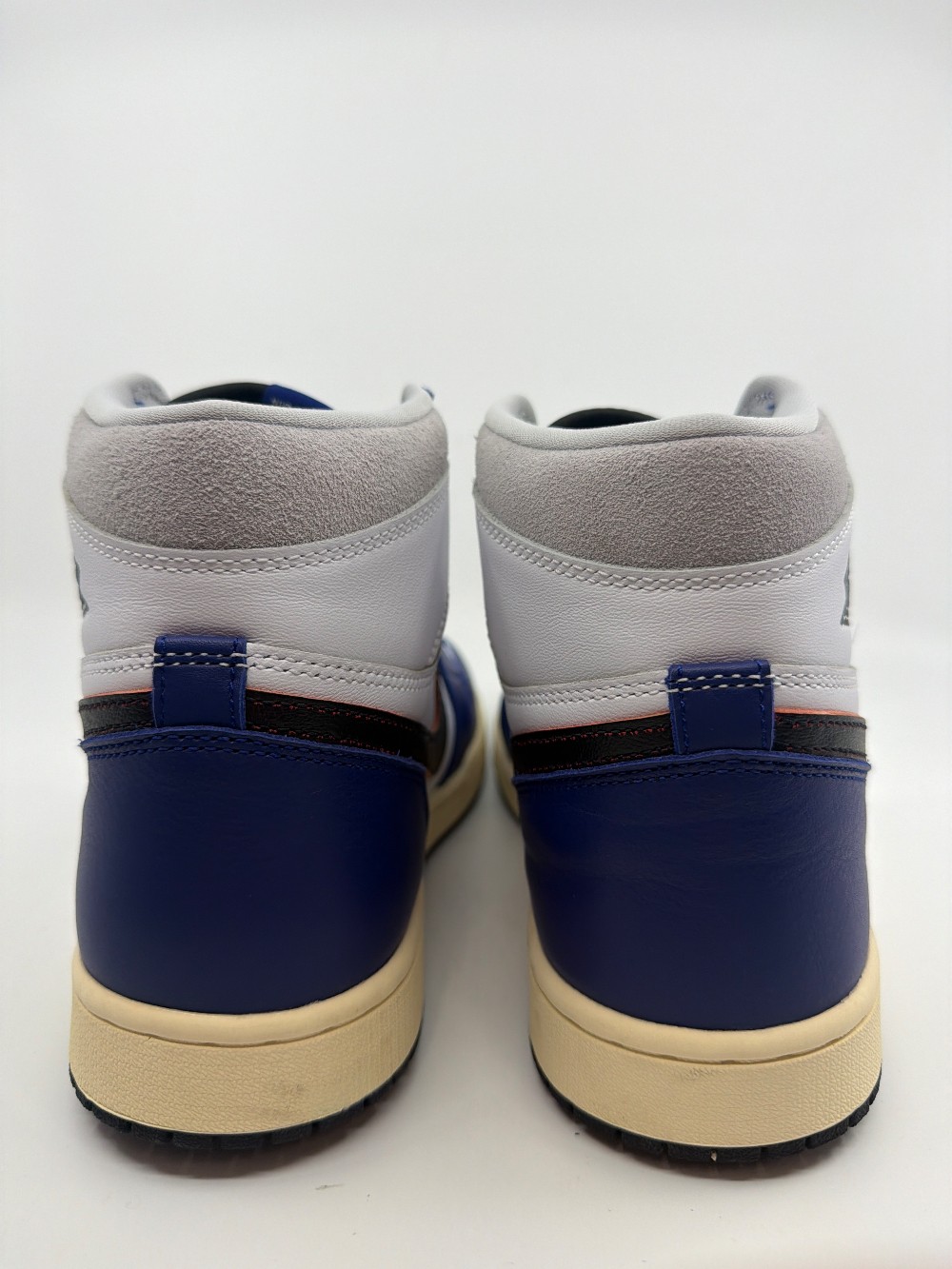*USED* AJ 1 - RARE AIR