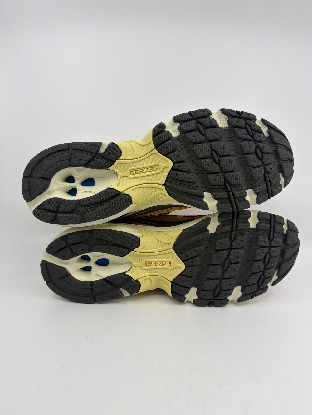 NEW BALANCE 740 X CONCEPTS - SAIGNEE