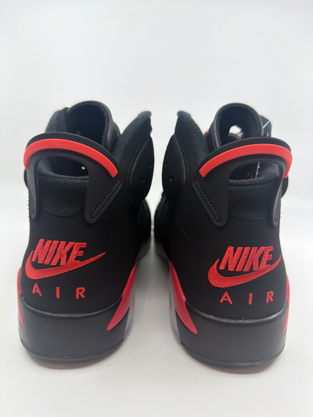 AJ 6 - INFRARED SALESMAN