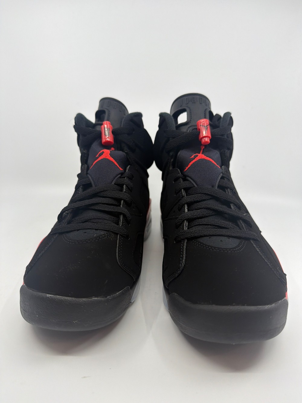 AJ 6 - INFRARED SALESMAN