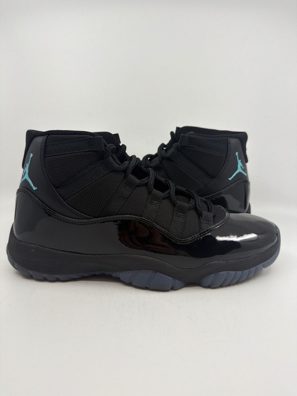 *USED* AJ 11 - GAMMA BLUE (2025)