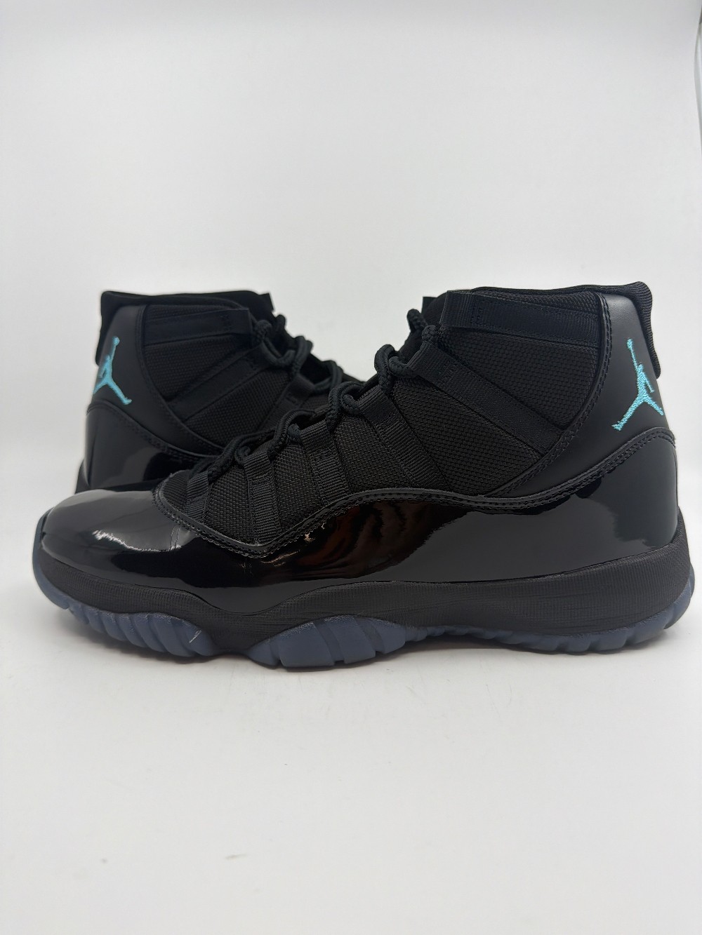 *USED* AJ 11 - GAMMA BLUE (2025)