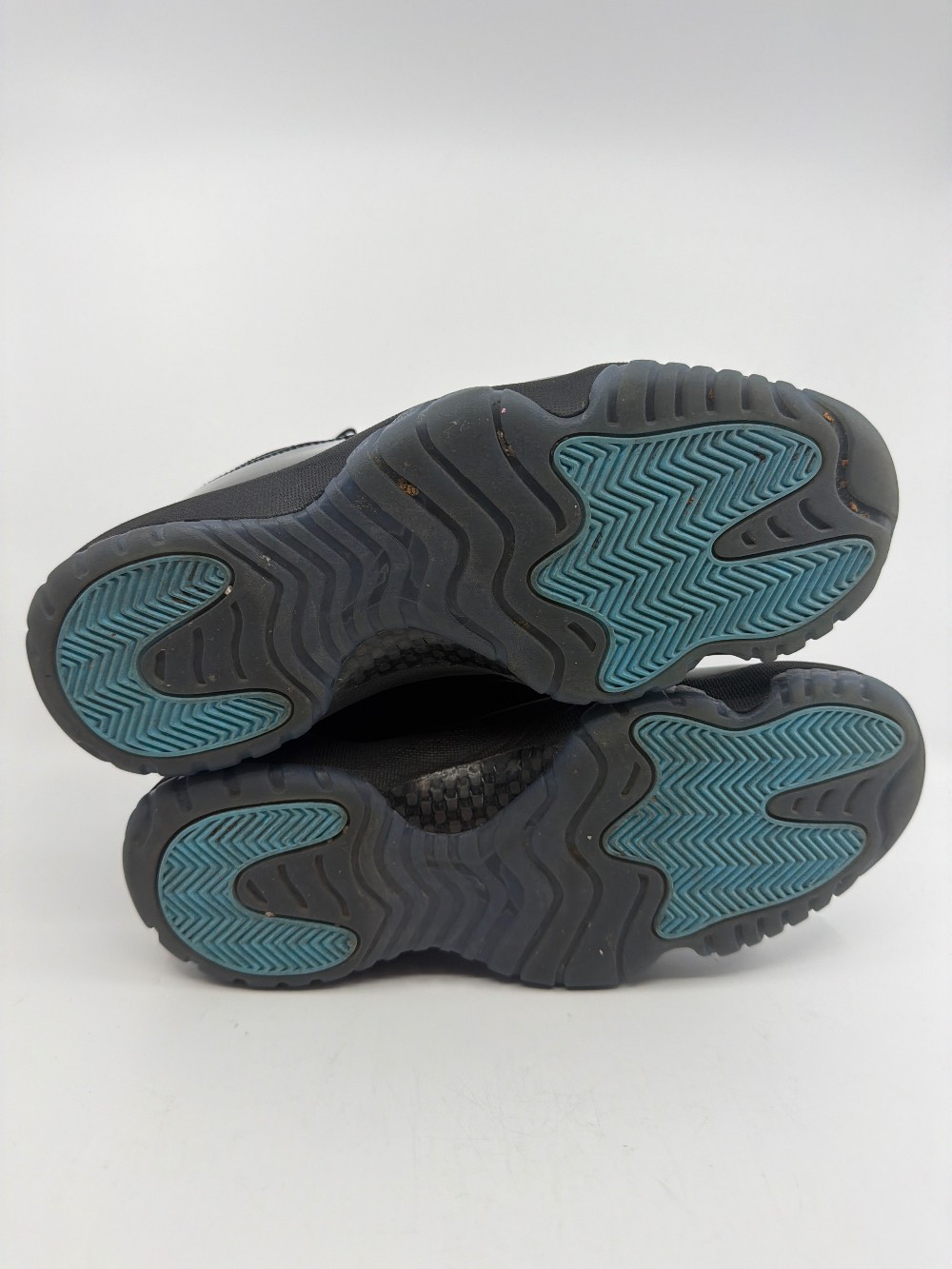 *USED* AJ 11 - GAMMA BLUE (2025)