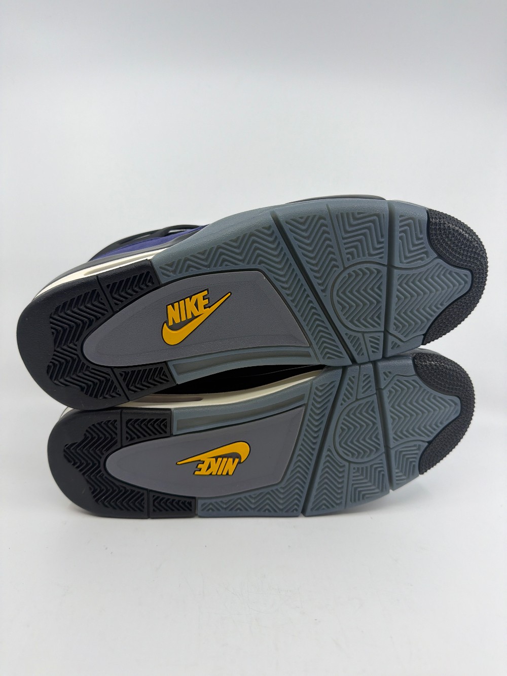 AJ 4 - LAKERS