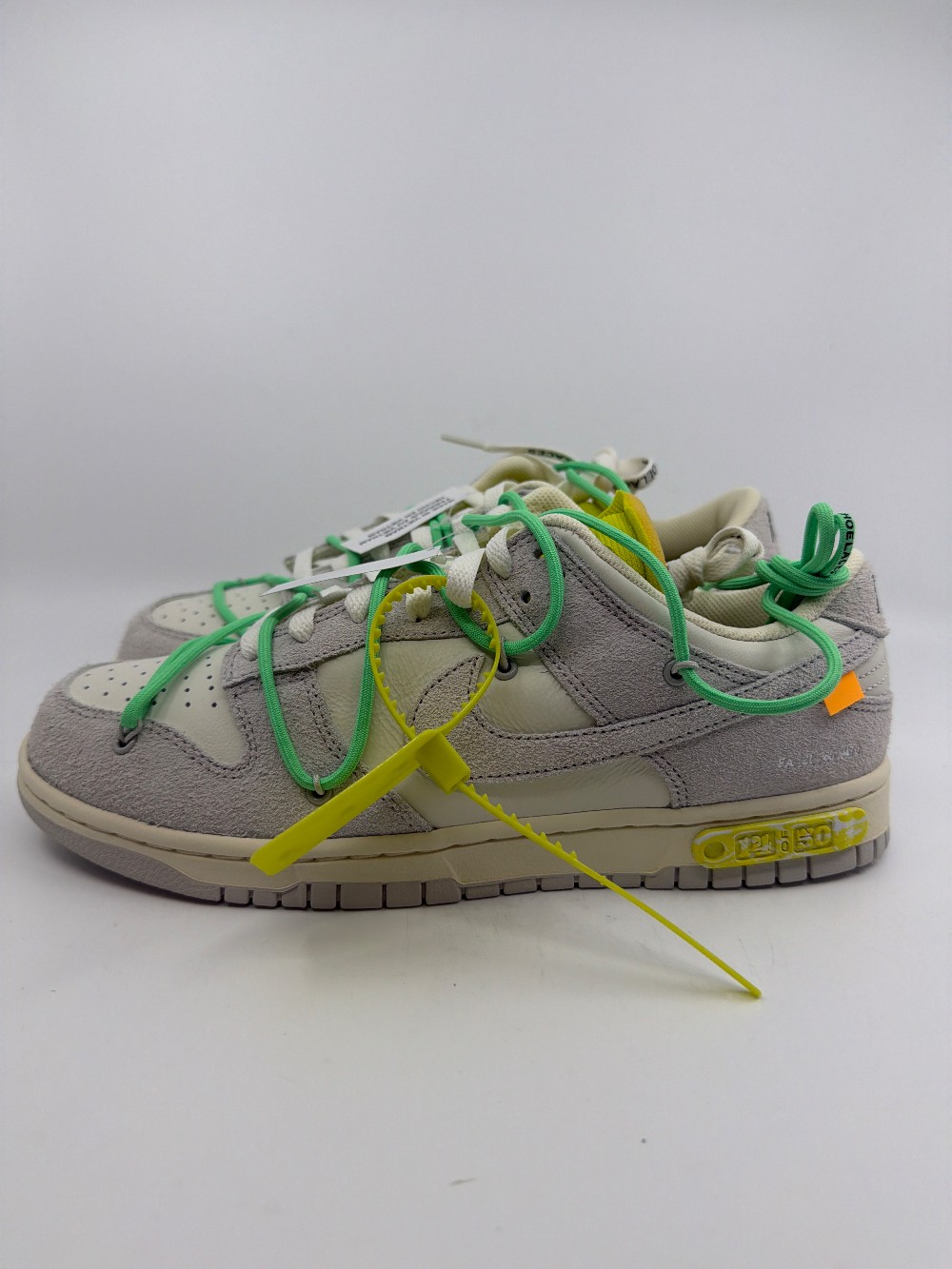 NIKE DUNK LOW X OFF WHITE - LOT 14