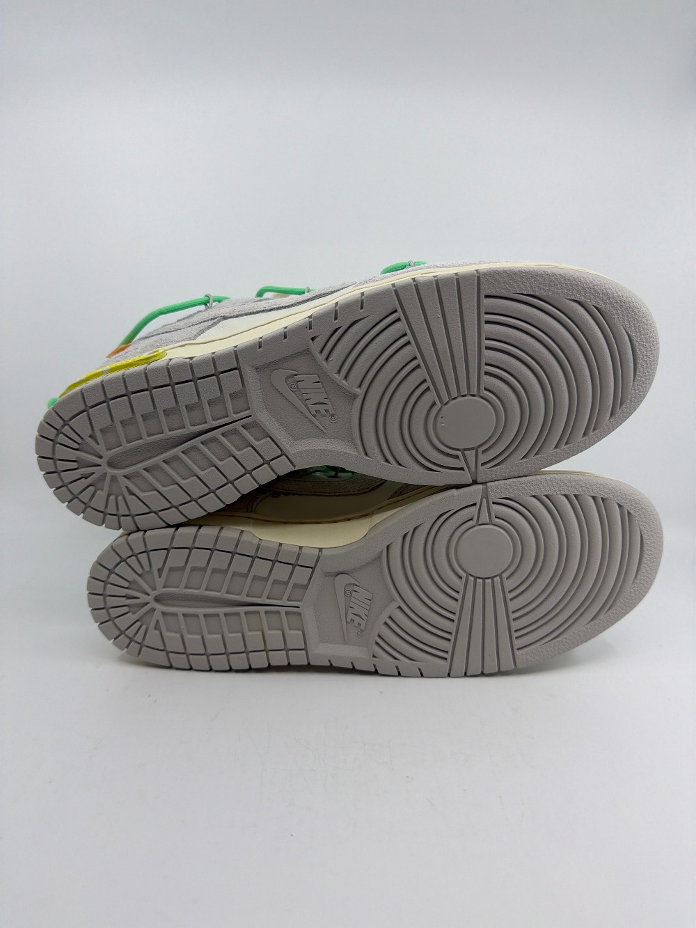 NIKE DUNK LOW X OFF WHITE - LOT 14