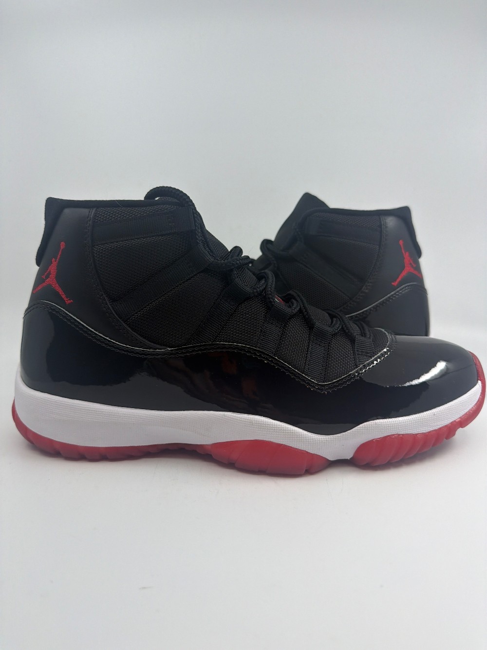 *USED* AJ 11 - PLAYOFFS BRED (2019)