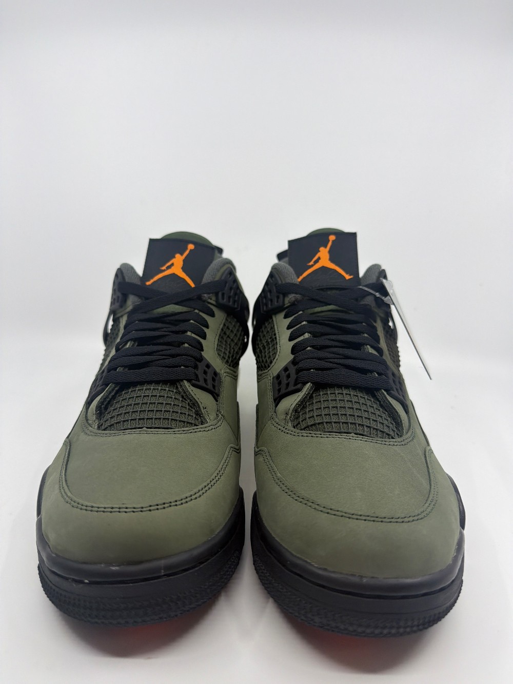 AJ 4 - UNDEFEATED (2025)