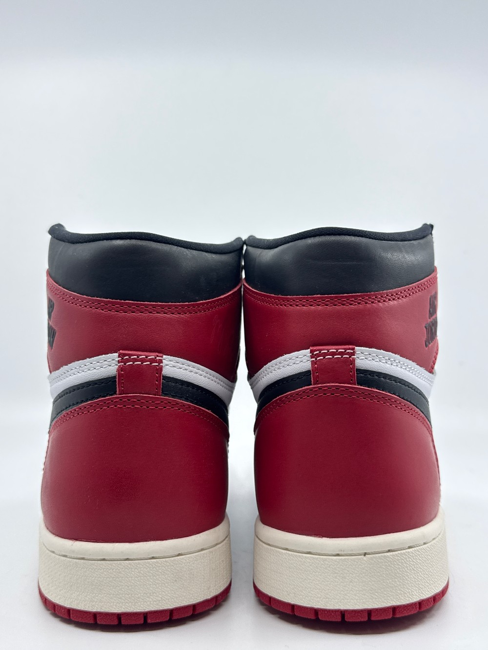 *VNDS* AJ 1 - BLACK TOE REIMAGINED