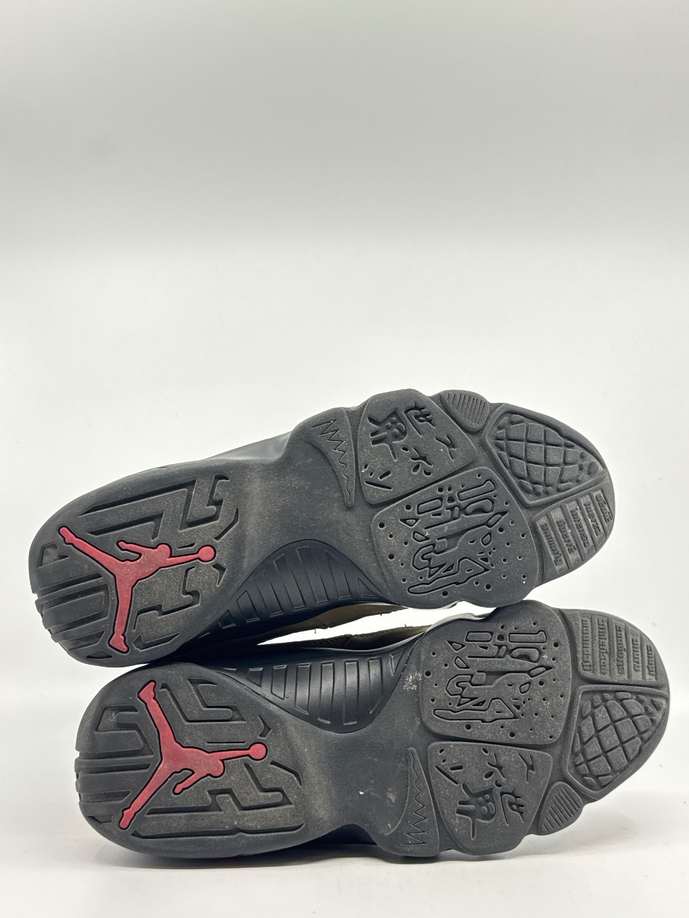 *USED* AJ 9 - OLIVE (2024)