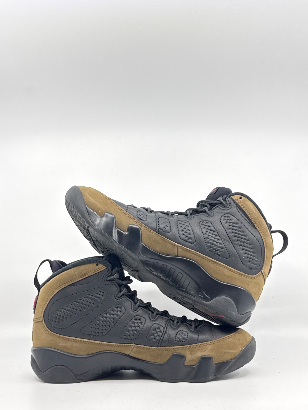 *USED* AJ 9 - OLIVE (2024)