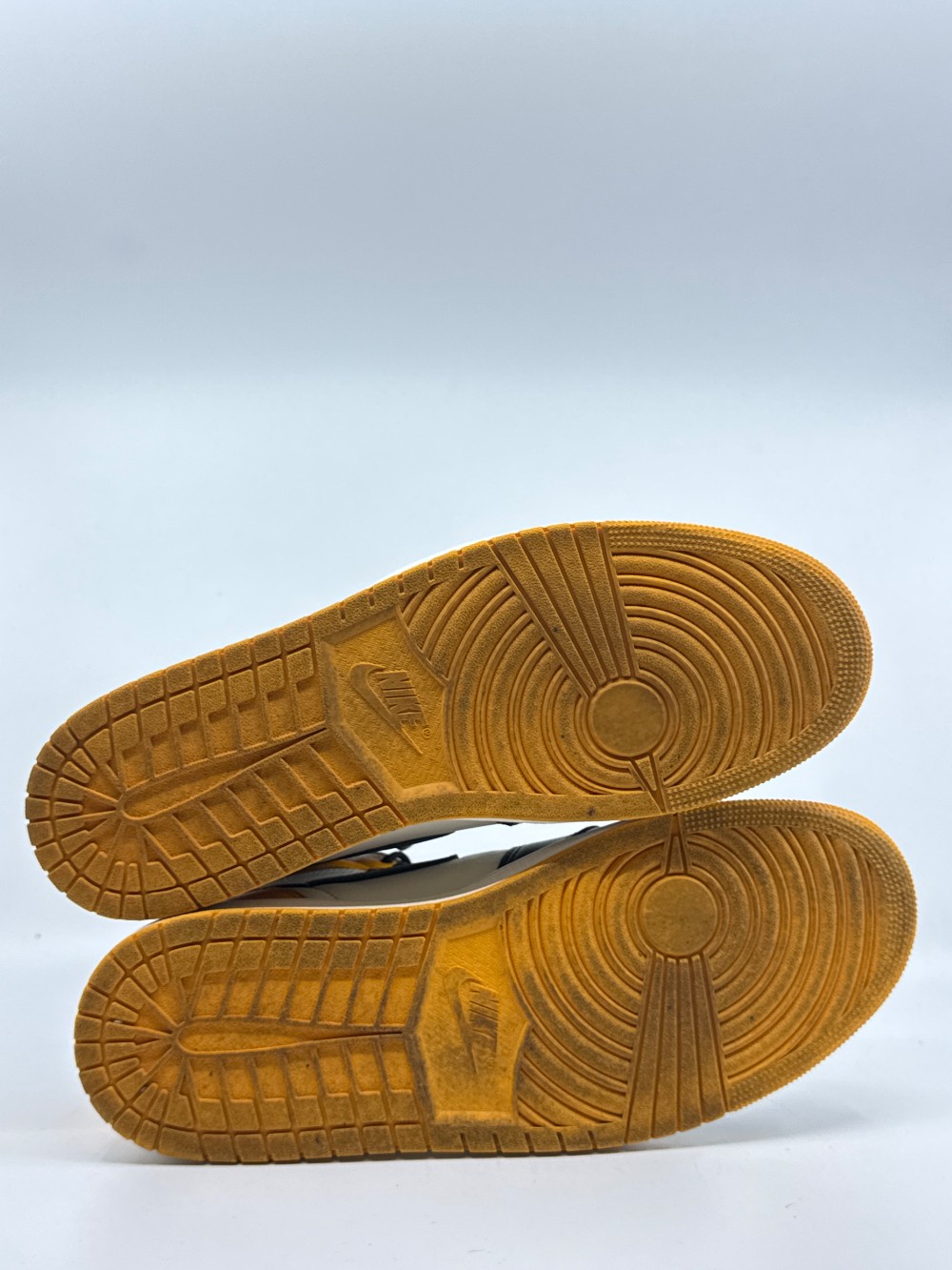 *USED* AJ 1 - TAXI