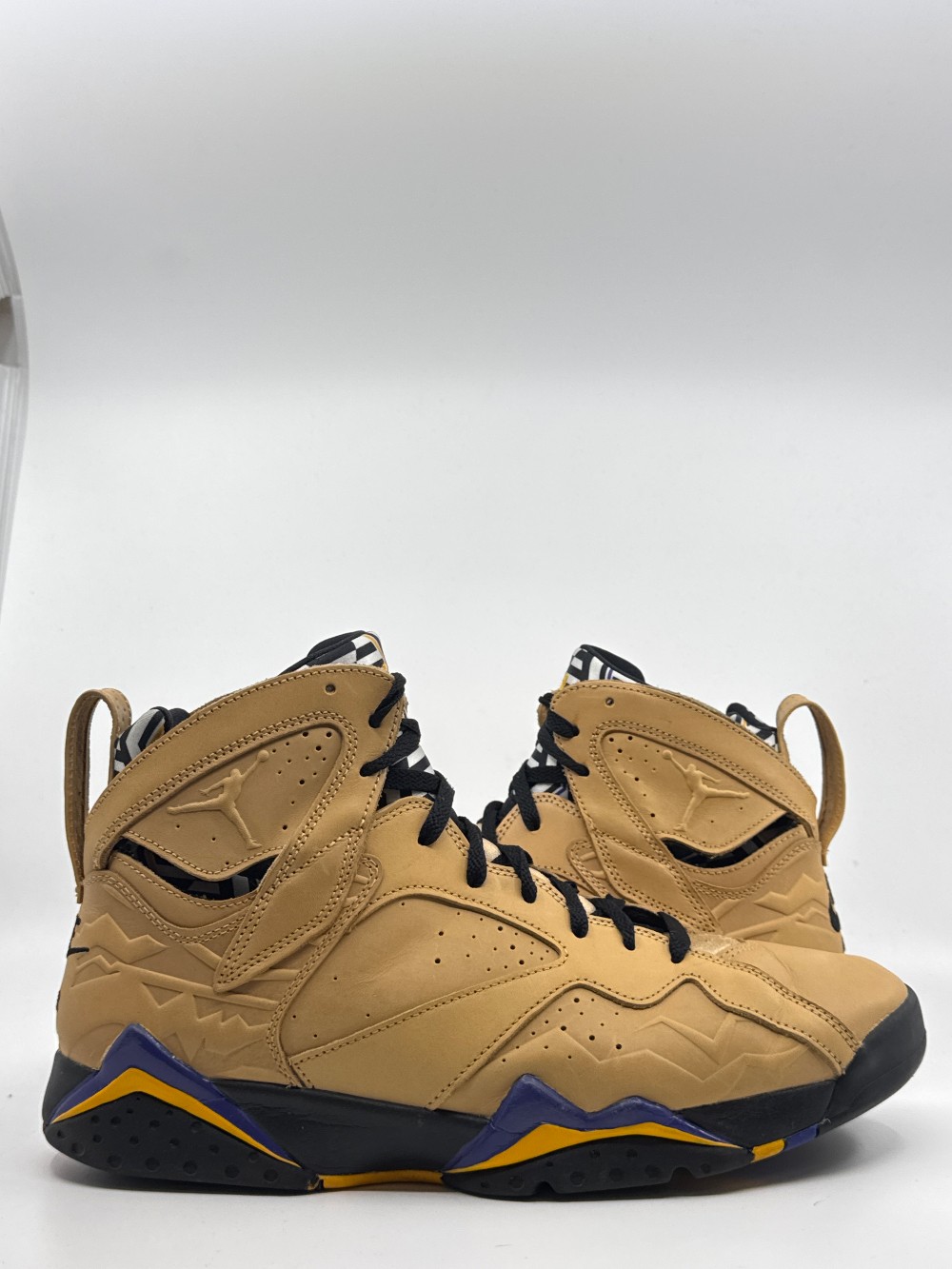 *USED* AJ 7 SE - VACHETTA TAN