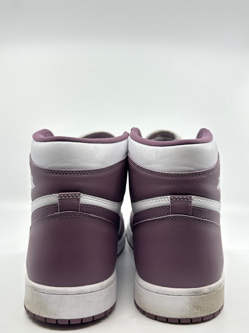 *USED* AJ 1 - MAUVE