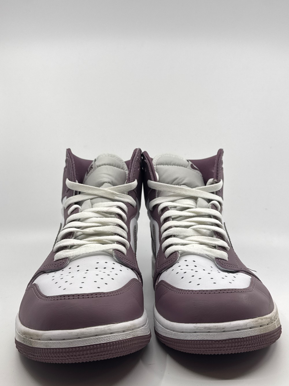 *USED* AJ 1 - MAUVE