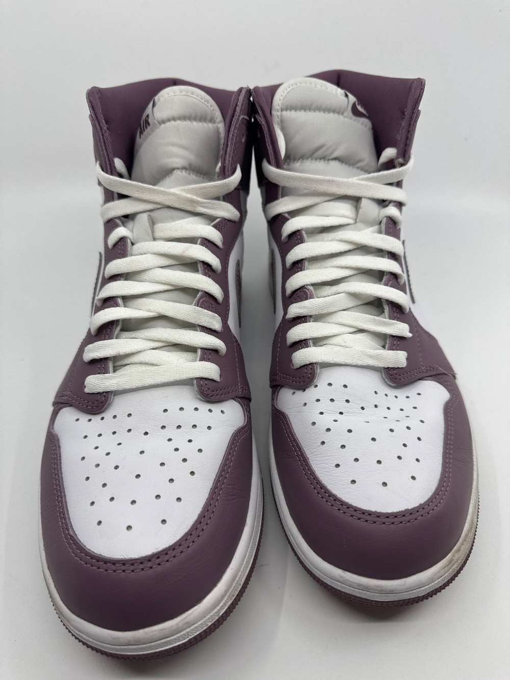 *USED* AJ 1 - MAUVE