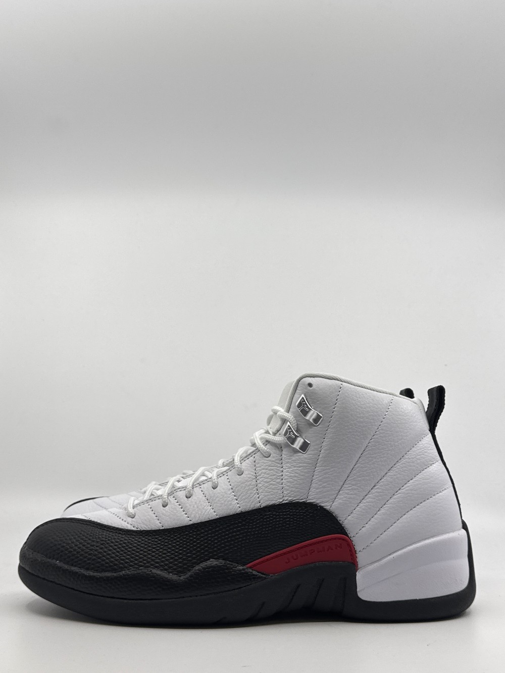 AJ 12 - TAXI FLIP