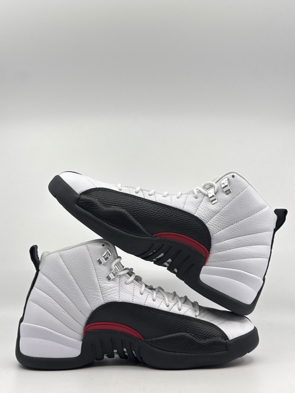 AJ 12 - TAXI FLIP