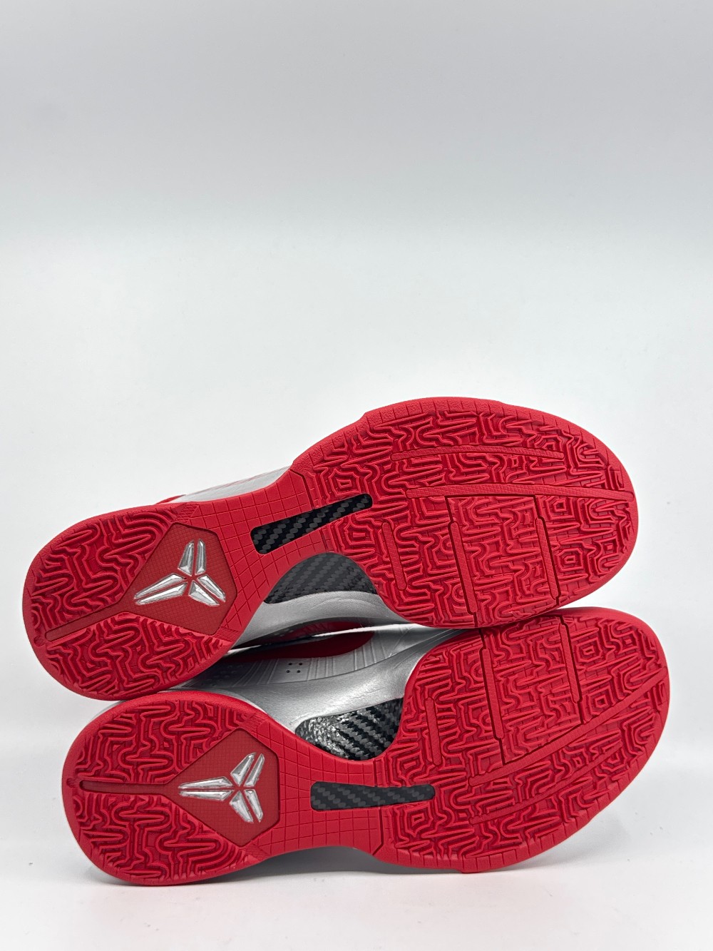 NIKE KOBE 5 PROTRO - CAITLIN CLARK - ROOKIE OF THE YEAR