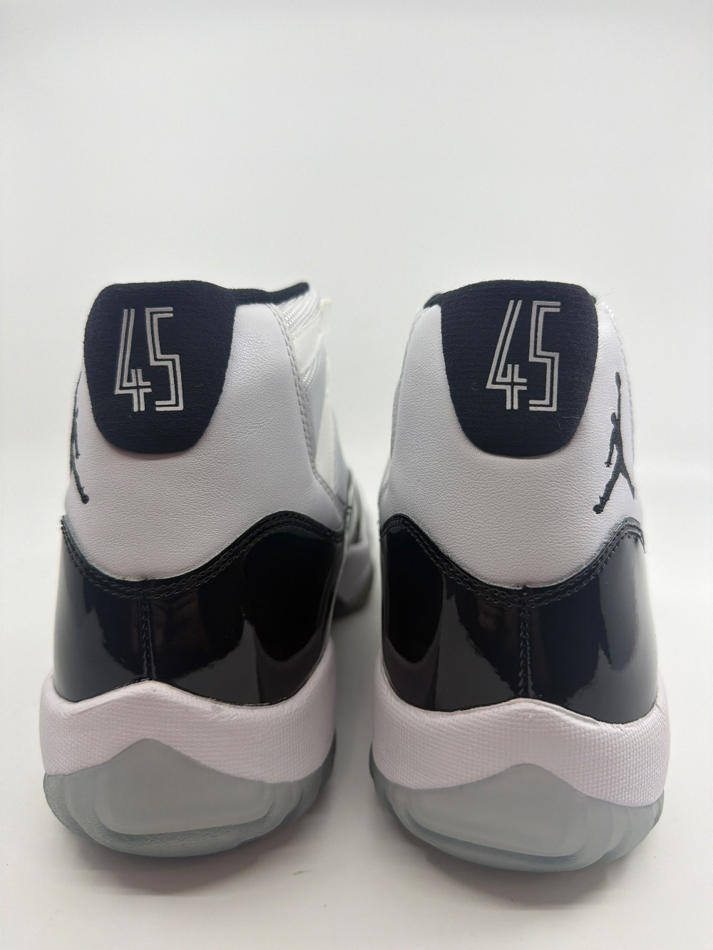 *REP BOX* AJ 11 - CONCORD (2018)
