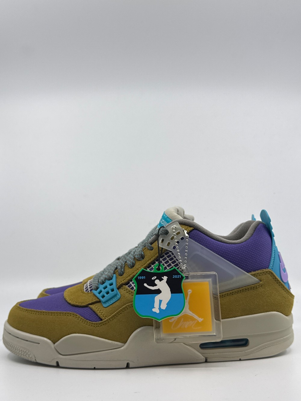 AJ 4 X UNION LA - DESERT MOSS