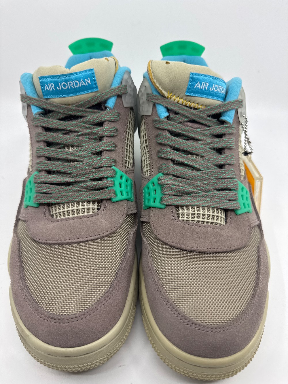 *USED* AJ 4 X UNION LA - TAUPE HAZE